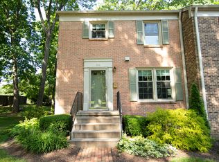 106 Canterbury Ct, Blacksburg, VA 24060