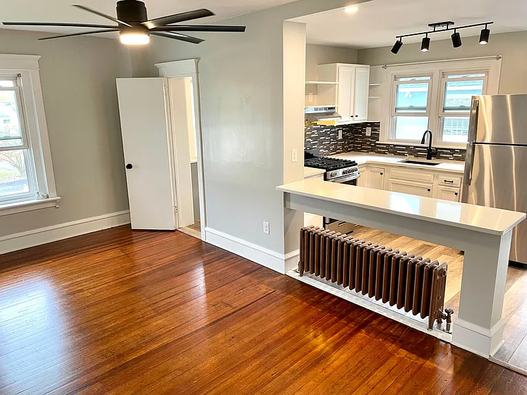 1317 W Broad St #C — Photo 6