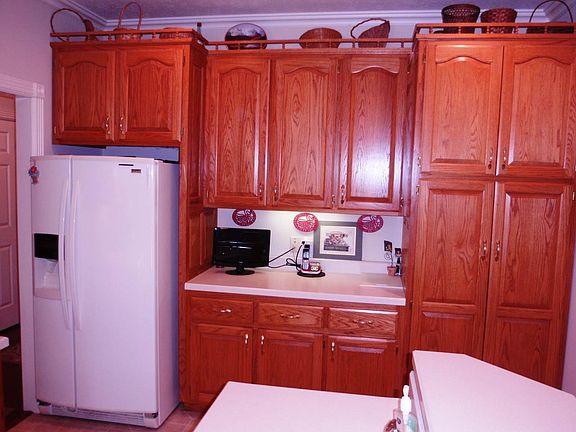 5th image of 59 Miran Ln
