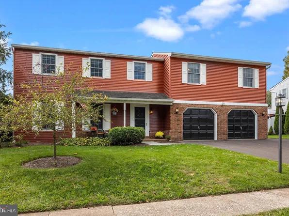 556 Yoder Rd, Harleysville, PA 19438