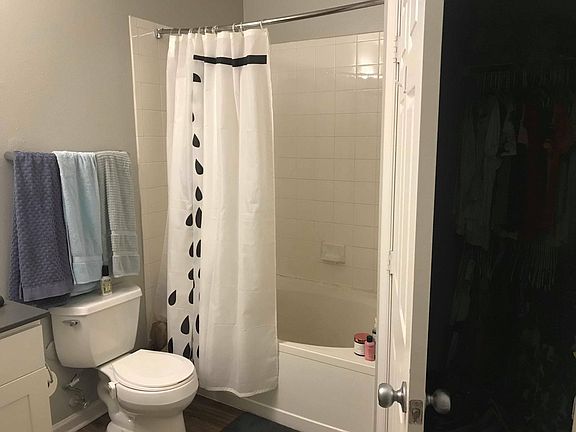 3rd image of 4446 Oakdale Crescent Ct APT 219