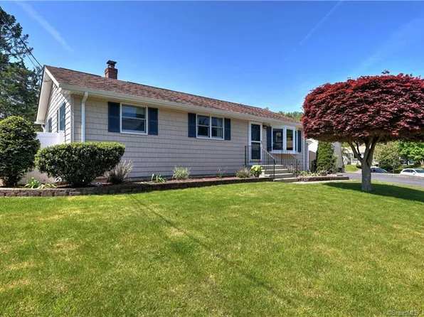 51 Westwood Road, Milford, CT 06461