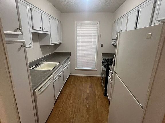 5th image of 3007 Sonya Ln
