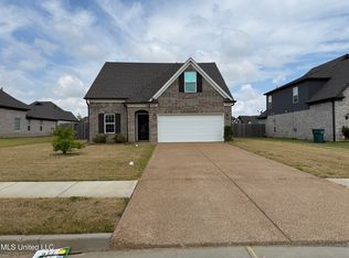 8737 Lois Ln, Southaven, MS 38672