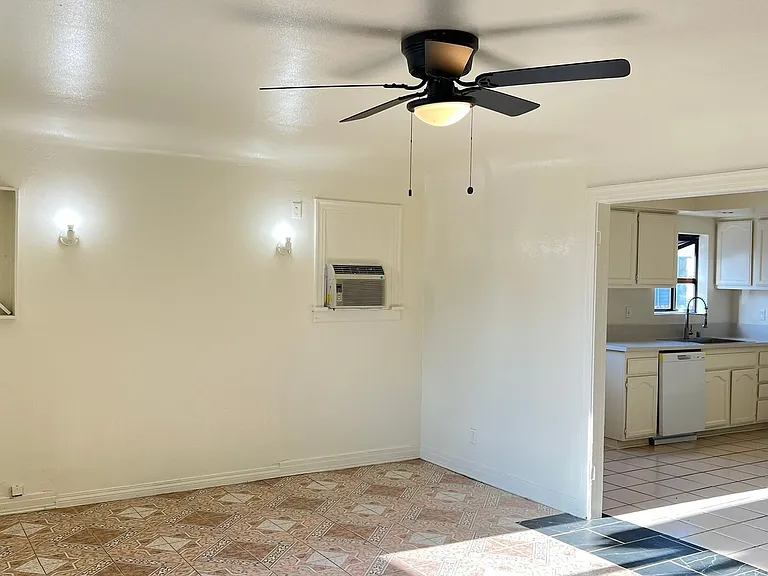 2165 Sepulveda Ave — Photo 3