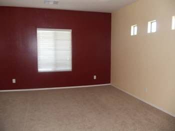 3rd image of 15569 W Mackenzie Dr