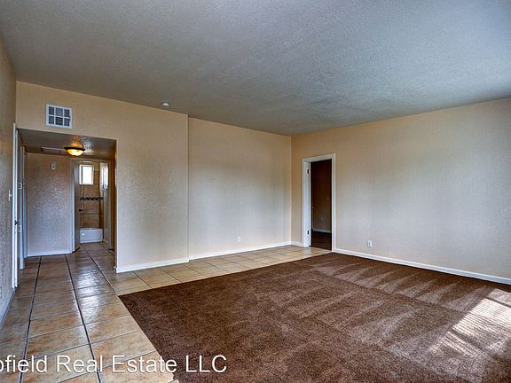 4th image of 1373 Maui St