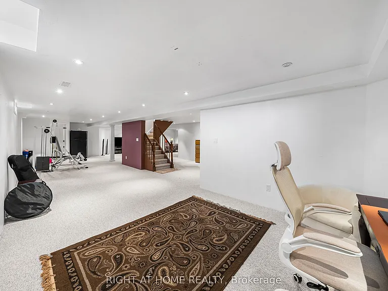 5 Stave Cres — Photo 44
