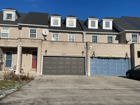 2165 White Dove Cir, Oakville, ON L6M 3R7