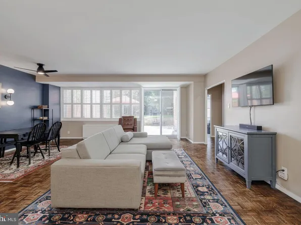 3900 Watson Pl NW, Washington, DC 20016