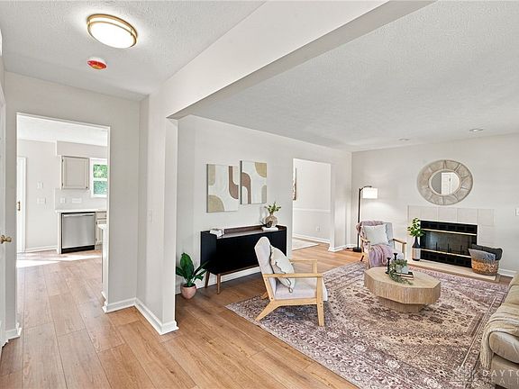 5th image of 8631 Acredale Dr