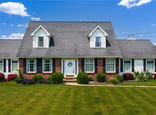 4230 Shisler Rd, Clarence, NY 14031