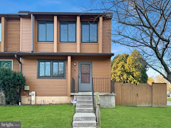 1 Glyndale Ct, Reisterstown, MD 21136