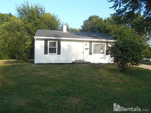 1st image of 305 Glenn Ct