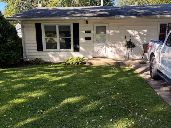 1109 S 10th Ave #1103, Saint Charles, IL 60174