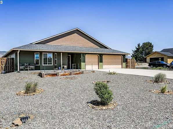 311 3rd Ave, Dallesport, WA 98617