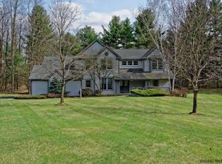 30 N Parkway Dr, Schenectady, NY 12303