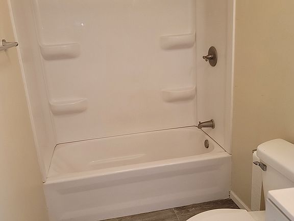 4th image of 2617 Sibley Ave