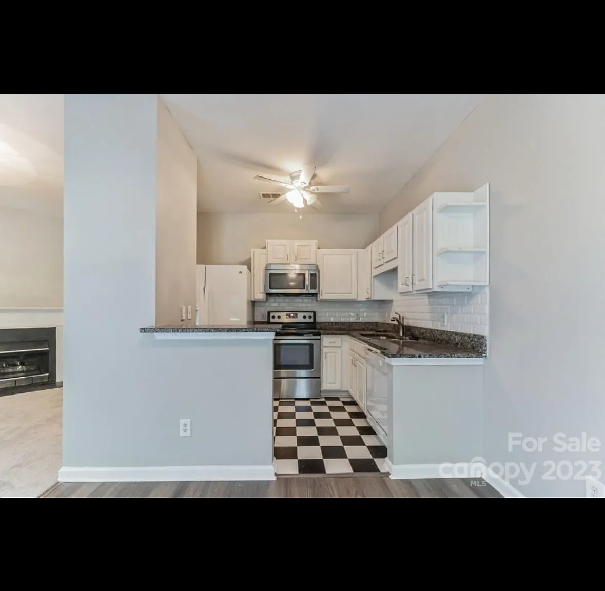2 bed, 1249 sqft, $1,800 — Photo 2