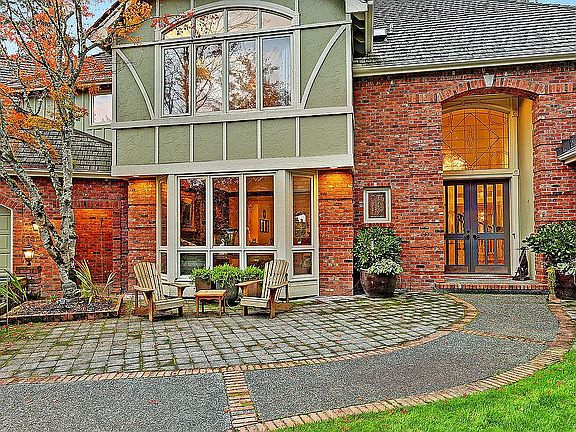 2nd image of 14023 220th Ave NE