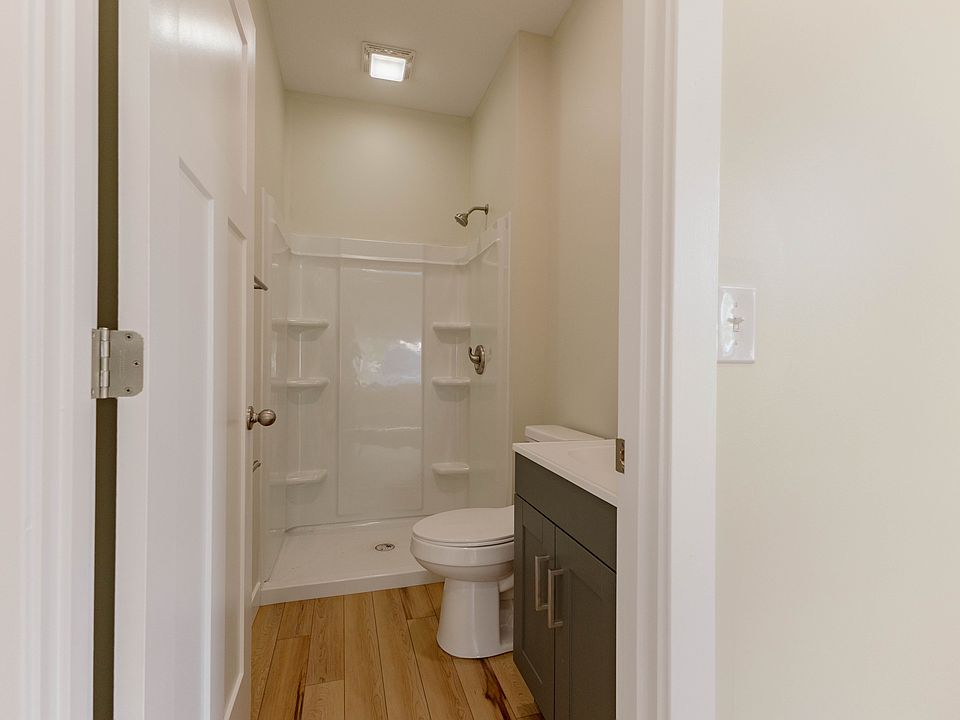 1st image of 1516 S 15th St