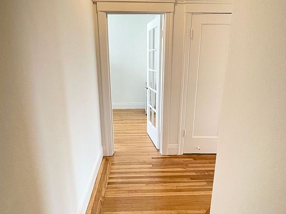 3rd image of 2206 Greenwich St APT 307