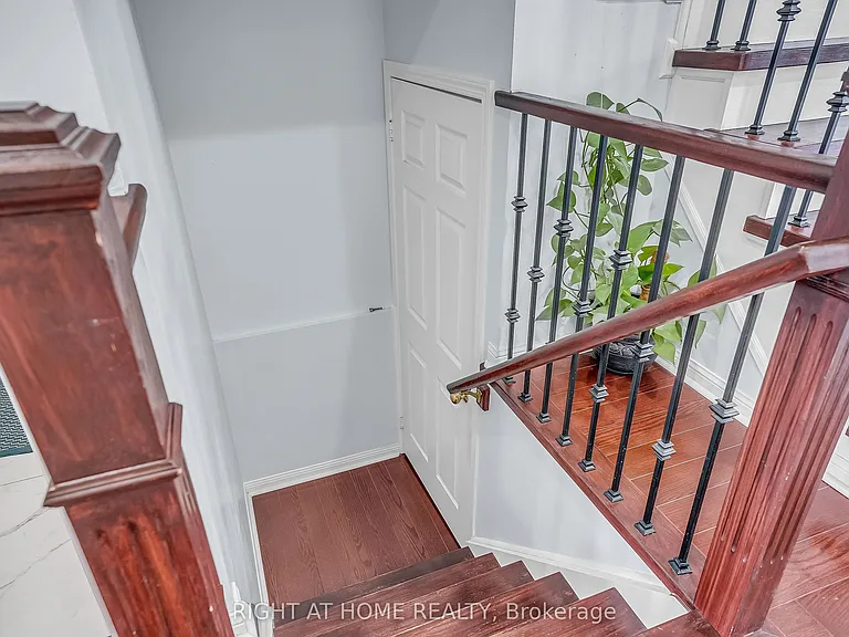 89 Cornell Park Ave — Photo 39