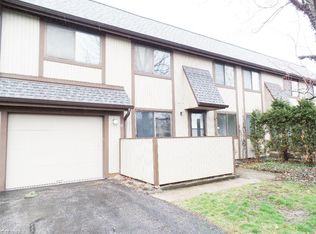 35007 S Turtle Trl APT A, Willoughby, OH 44094