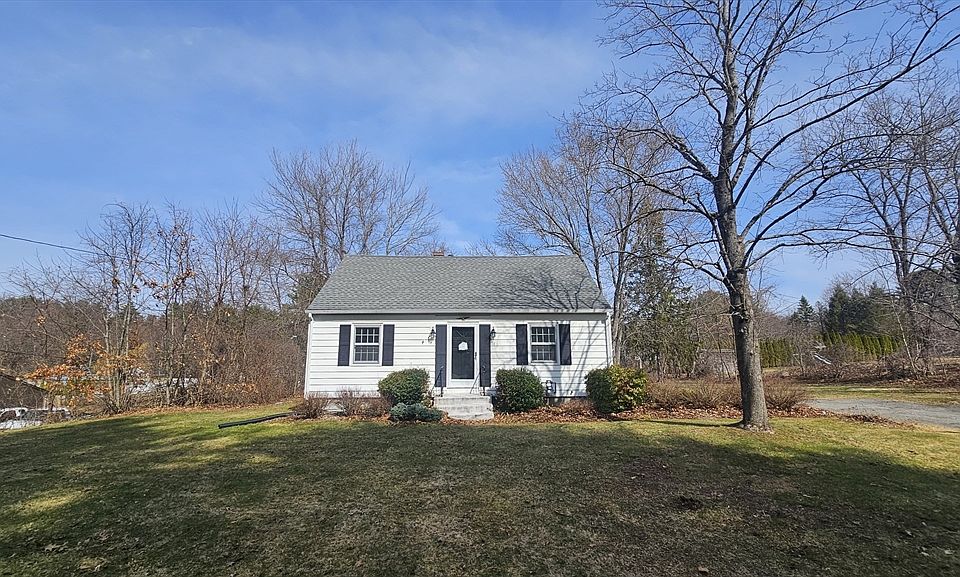 1st image of 11 Wellfleet Dr