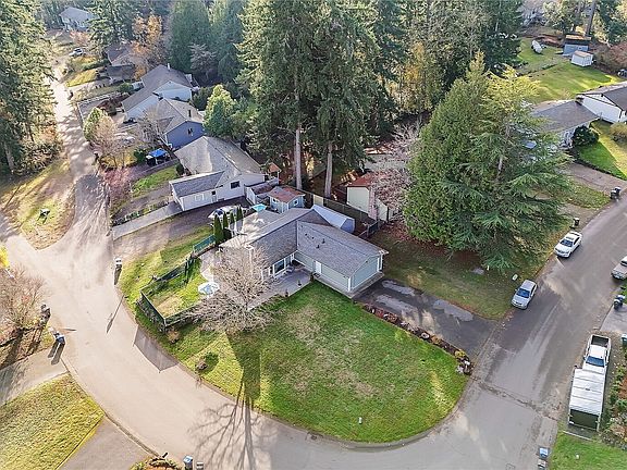 4th image of 4592 SE Basswood Lane