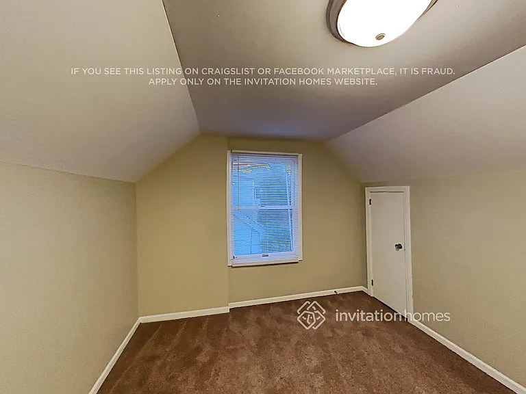 2116 Hickory Ct — Photo 12