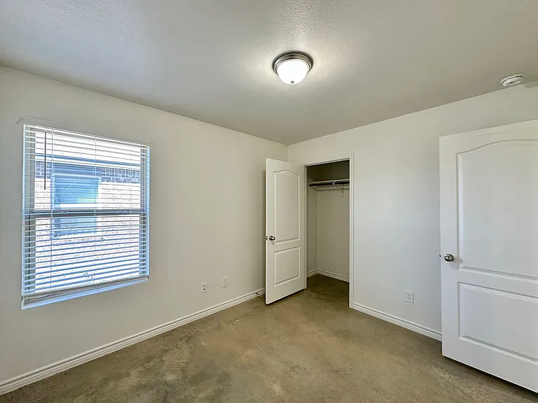 6106 Harriet Tubman Ave — Photo 20