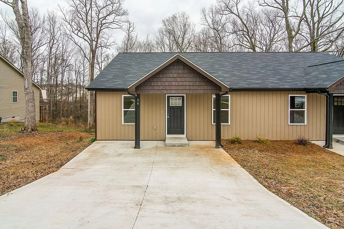 Building Photo - 54 Creekside Ln