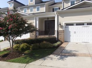 2202 Carriage Oaks Dr, Raleigh, NC 27614