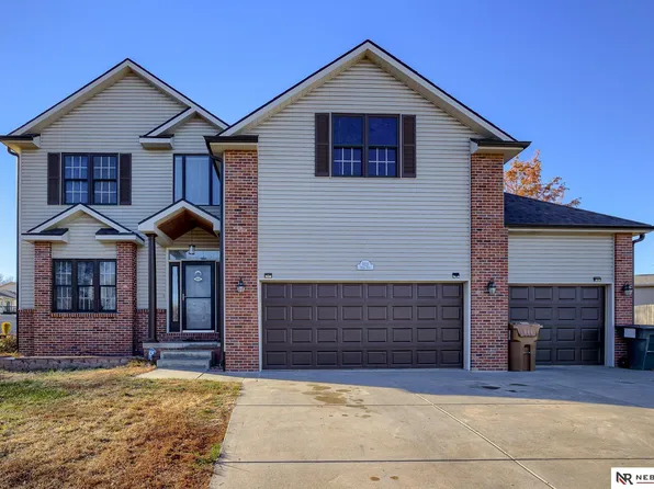 5225 N 20th St, Lincoln, NE 68521