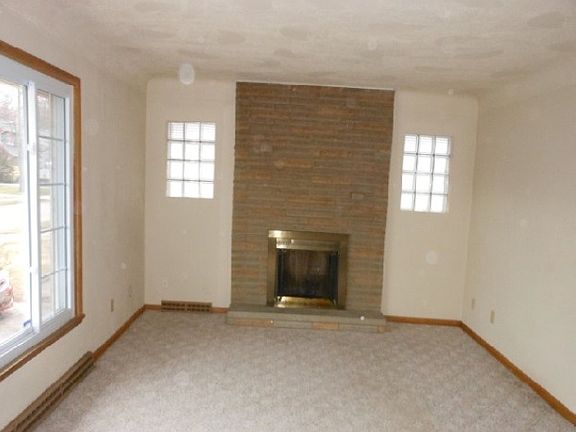 2nd image of 20893 Eastwood Ave