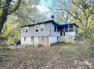 121 White Row Rd, Rossville, GA 30741