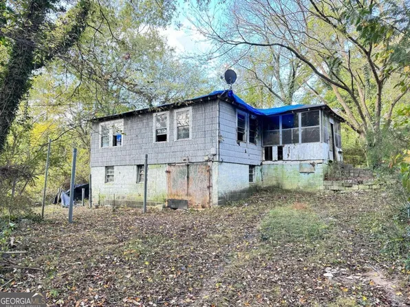 121 White Row Rd, Rossville, GA 30741