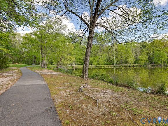 5th image of 1632 Heritage Hill Dr