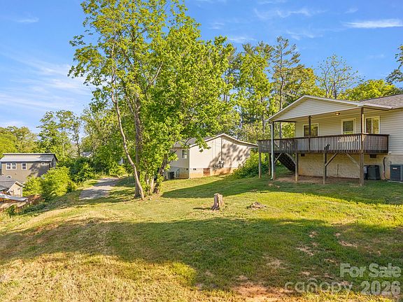 5th image of 104 Millbrook Rd