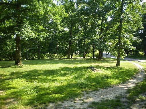 2nd image of 2394 Wilsdorf Rd