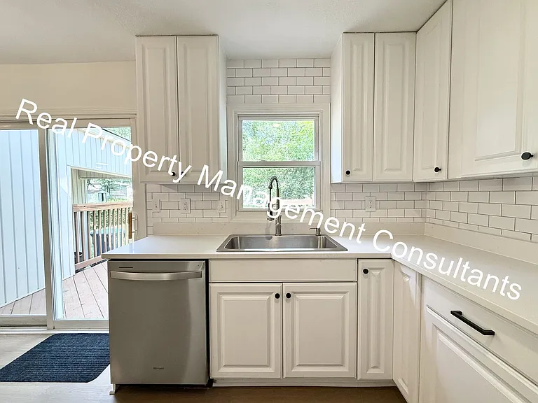 7335 Nall Ave — Photo 10