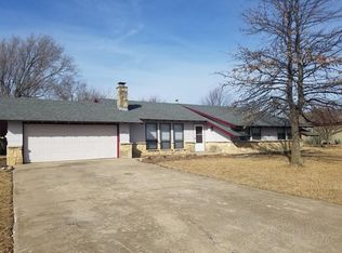505 N Park Rd, Rose Hill, KS 67133