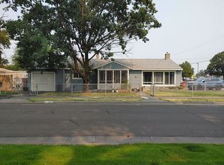 700 W Pine Ave, Hermiston, OR 97838