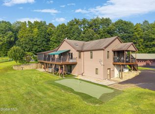 942 Murray Rd, Middle Grove, NY 12850