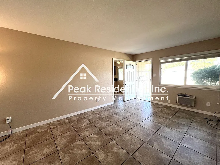 3101 Gardendale Rd — Photo 4