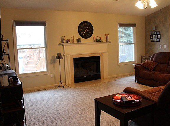 5th image of 1168 Guinevere Ln