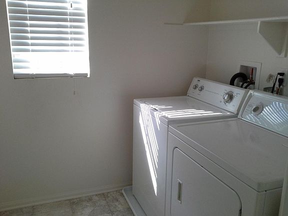 3rd image of 153 Elmwood St