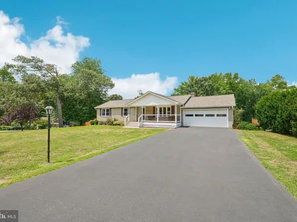 3609 King Dr, Dunkirk, MD 20754