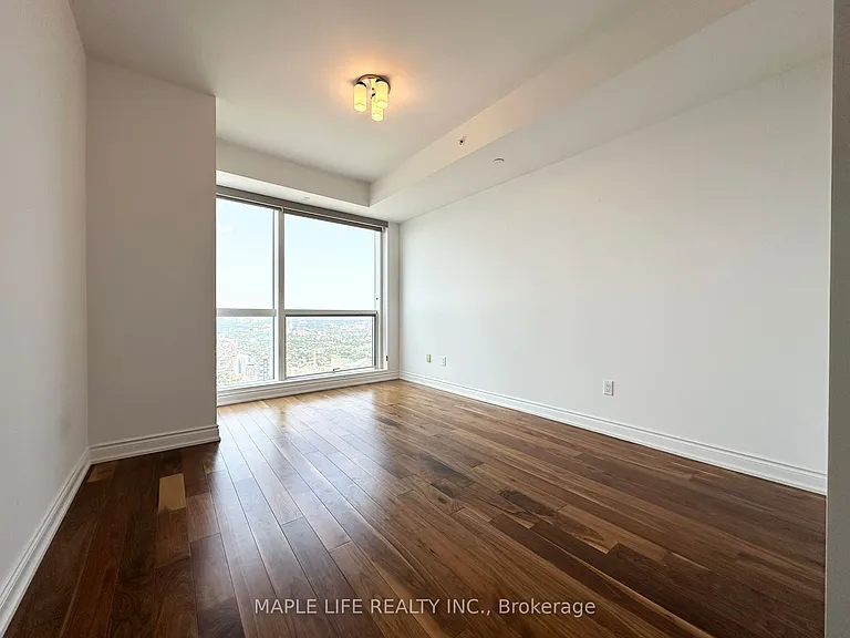 388 Yonge St #7110 — Photo 16